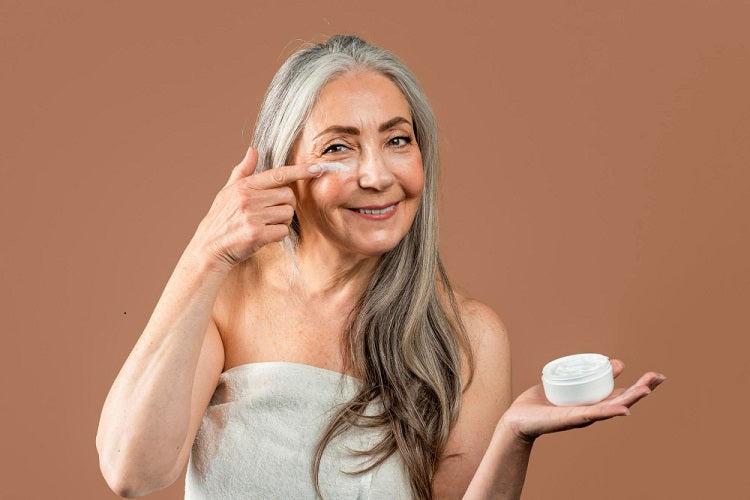 How Anti-Aging Creams Help You Feel Confident Again?